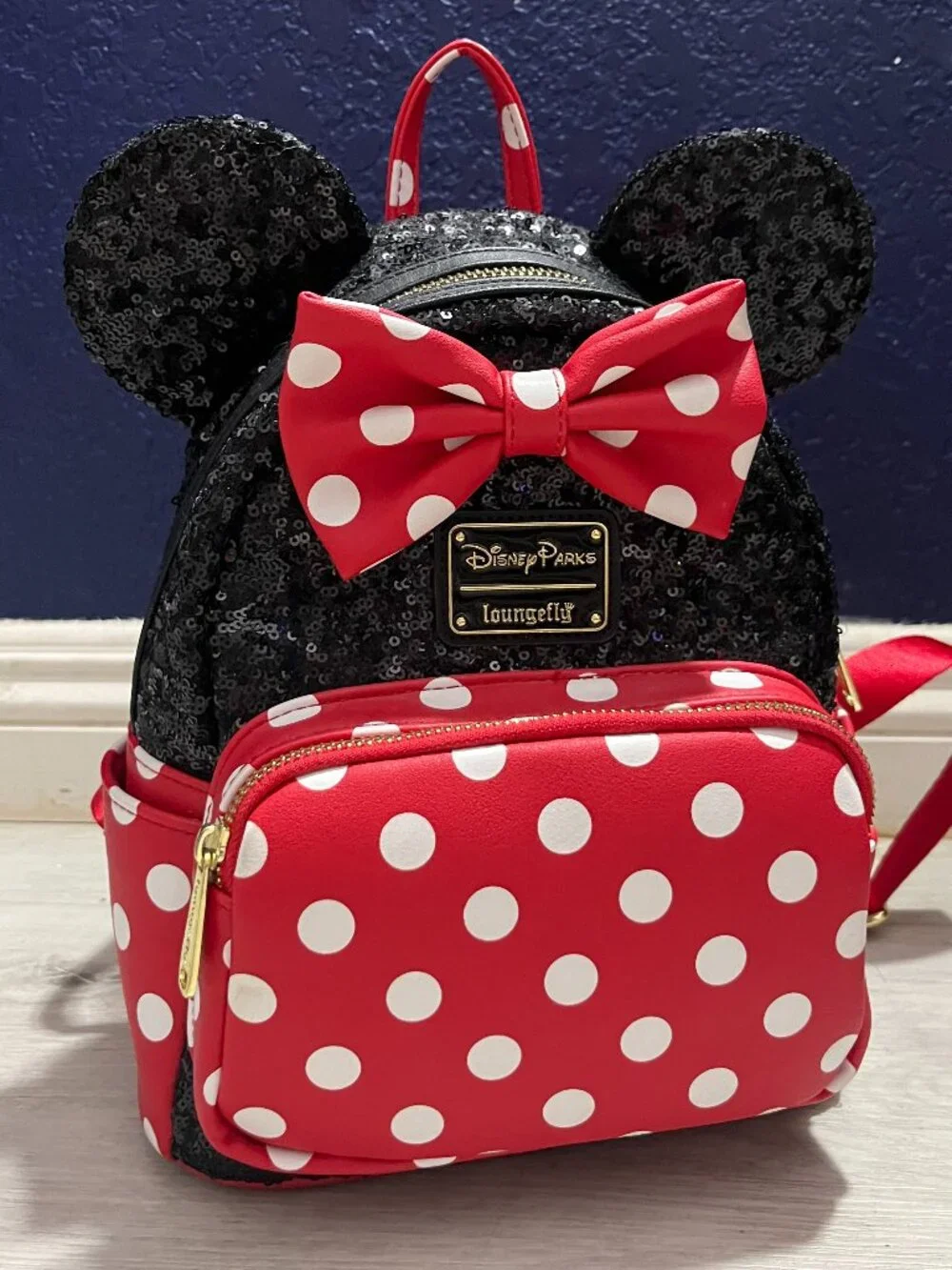 Disney Parks x Loungefly Retired Minnie Mouse Sequin Backpack Red / Black ✨🐭